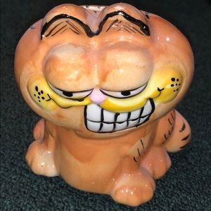 Garfield Piggy Bank